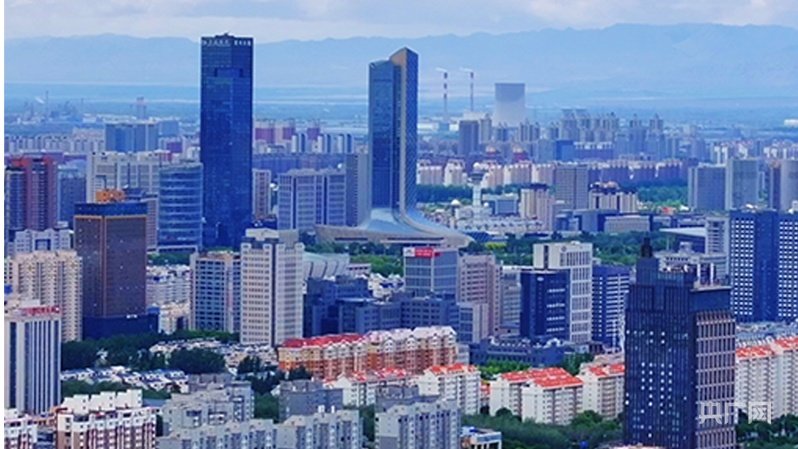 罗山脚下的红寺堡区